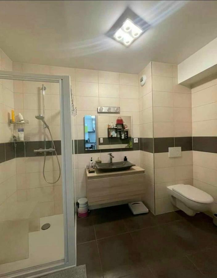 Appartement 4 Personnes Proche Lac Saint Point Montperreux ภายนอก รูปภาพ
